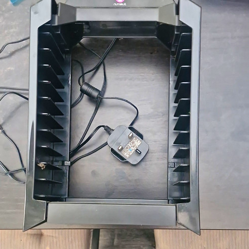 Numskull ps4 tower charging - tower,