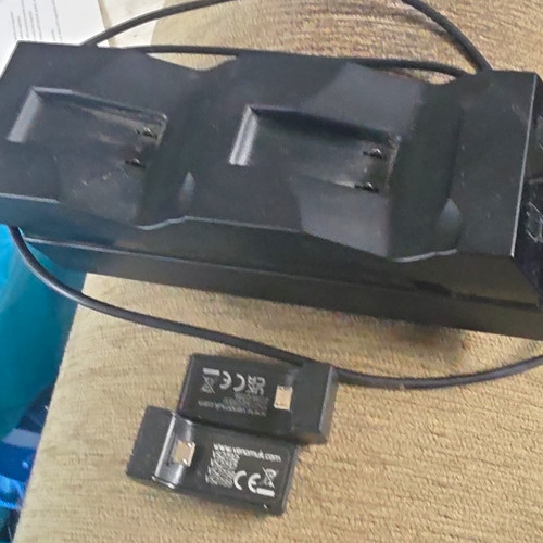 Venom dual charging - charging, dock
